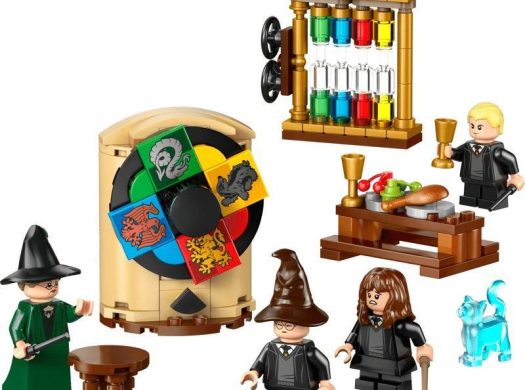 LEGO 76460 Hogwarts™ Castle: Sorting Hat™ Ceremony – 124 Pieces, 7+ | Brand New Sealed